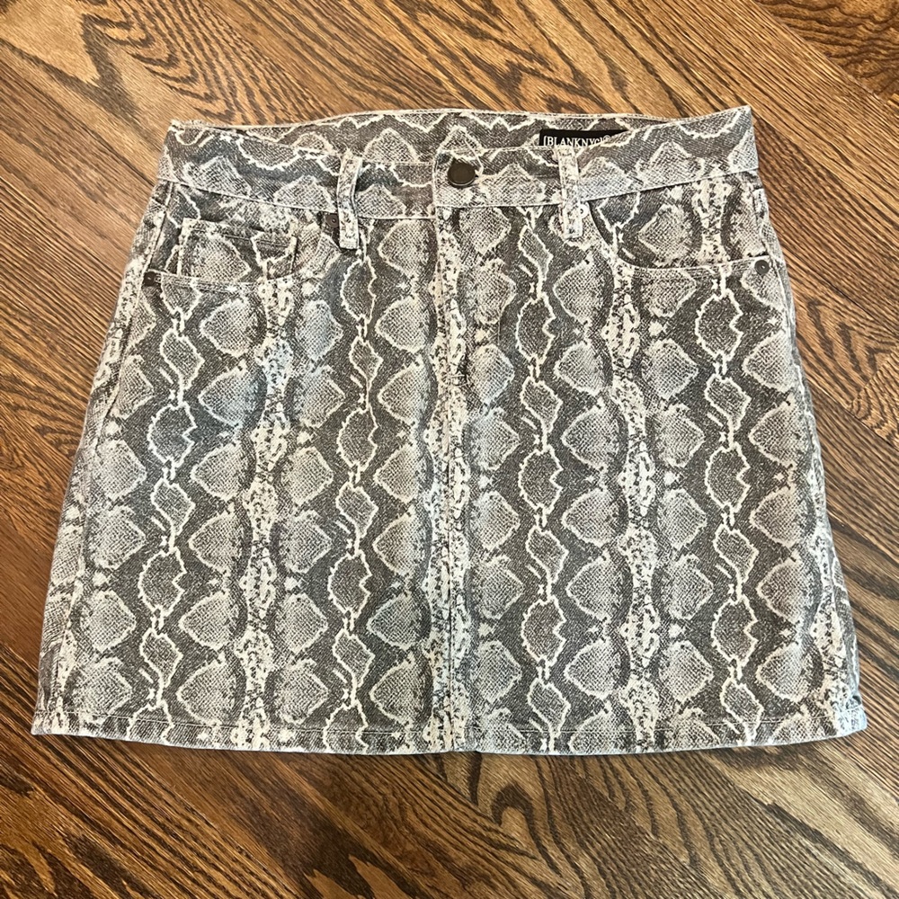 Blank NYC jean snake print skirt